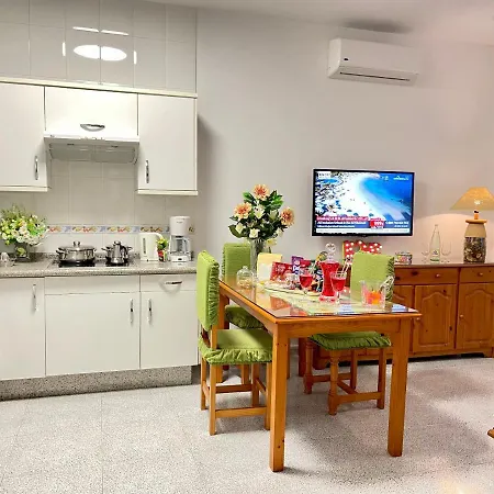 Emycanarias Homes Vecindario *